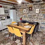 Istrian Stone House Zizola شقة Hrvatini