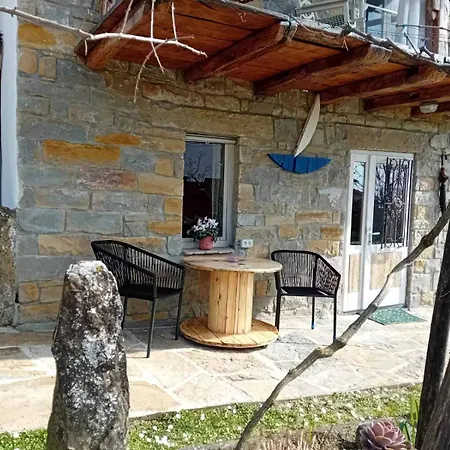 Istrian Stone House žižola * Hrvatini